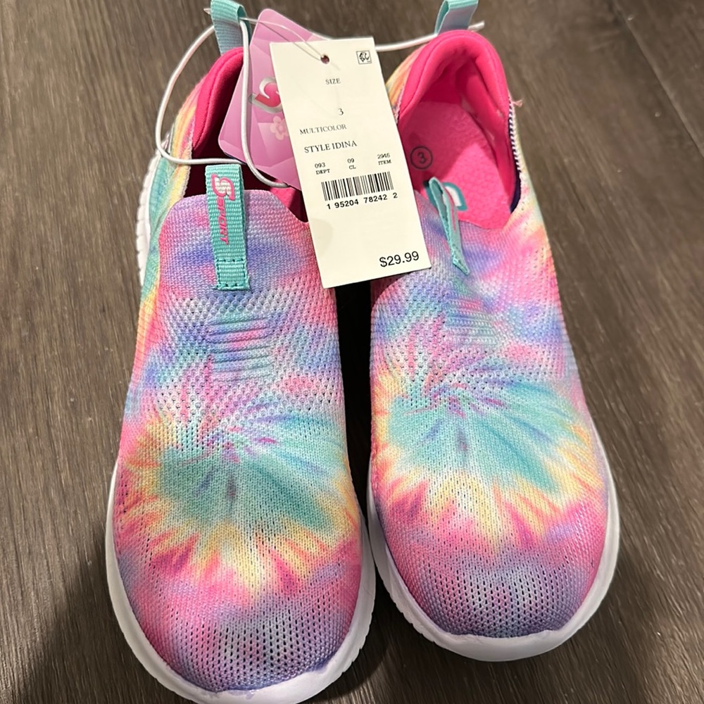 S Sport Stretch Fit Girls Shoes
